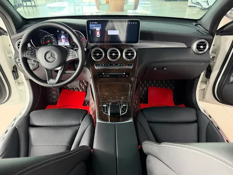 Mercedes-Benz Mercedes-Benz GLC