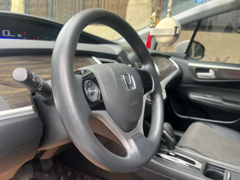 Honda Jade