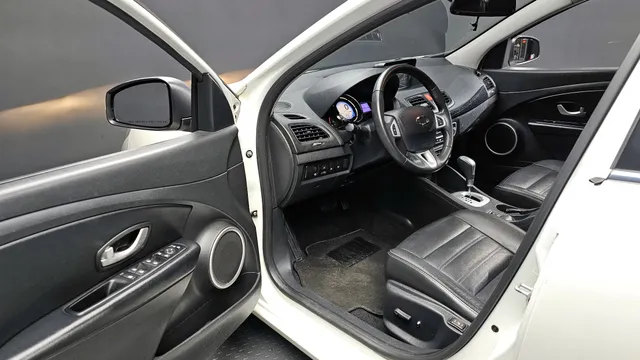 Renault SM3