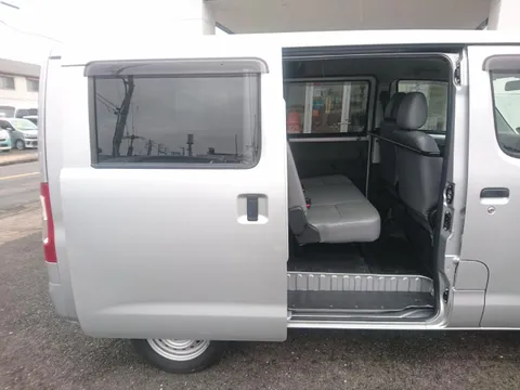 Toyota TownAce Van