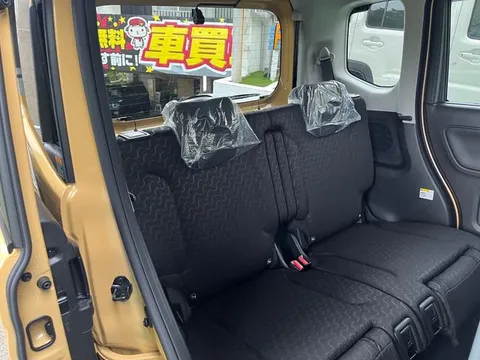 Suzuki Spacia Gear