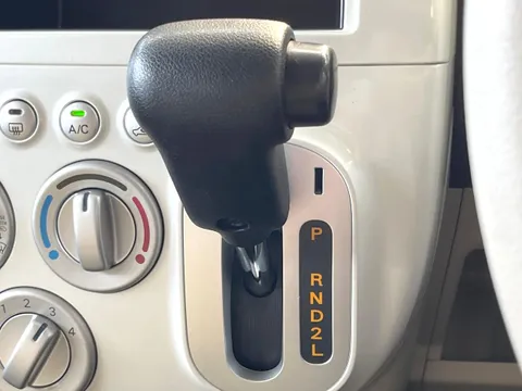 Nissan Otti
