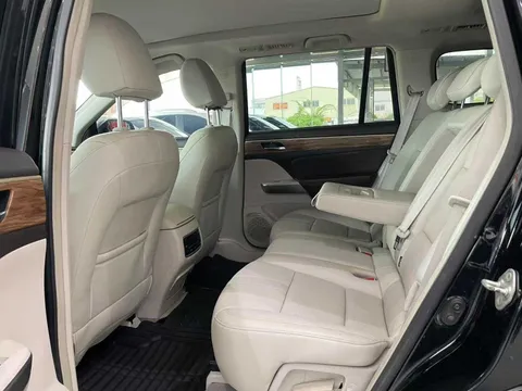 Gac GS8