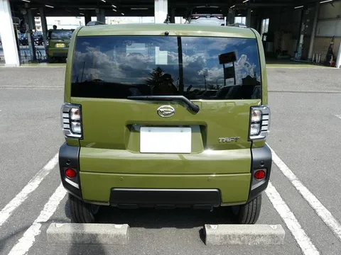 Daihatsu Taft