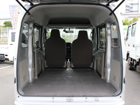 Nissan Clipper