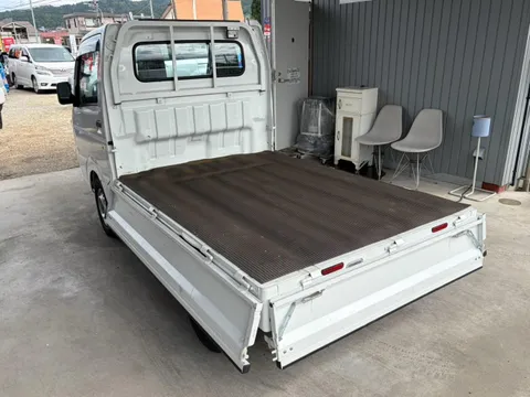 Nissan Clipper Truck