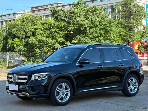 Mercedes-Benz Mercedes-Benz GLB