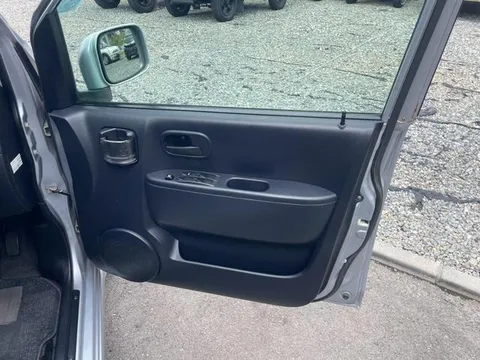 Nissan Otti