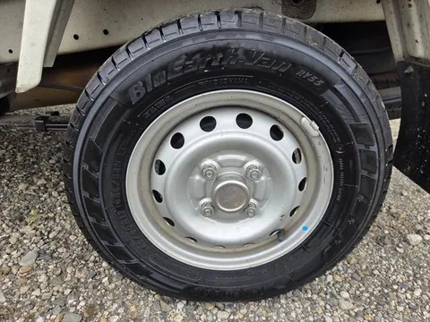 Nissan Clipper Truck