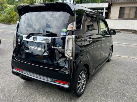 Honda N-WGN Custom