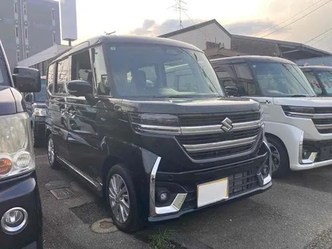 Suzuki Spacia Custom