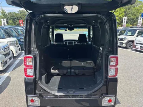 Toyota Pixis Mega