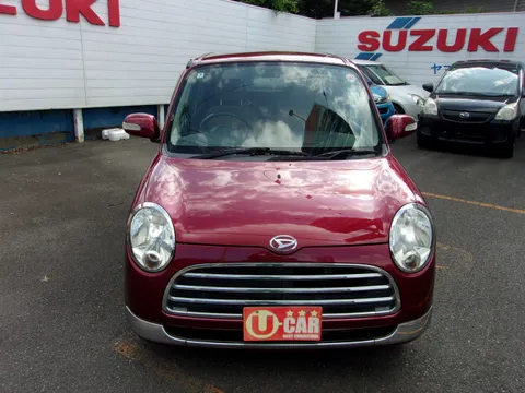 Daihatsu Mira Gino