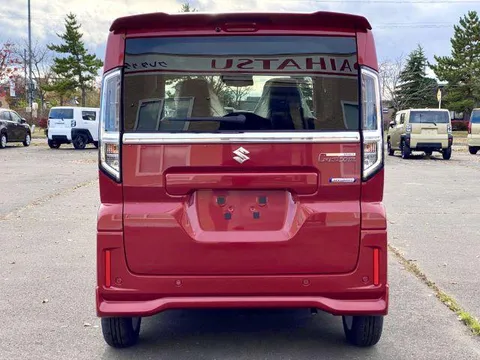 Suzuki Spacia Custom