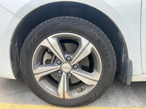 Geely Emgrand GL