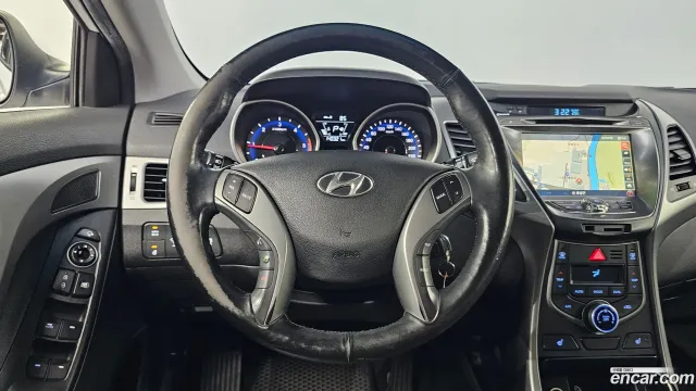 Hyundai Elantra (Avante)