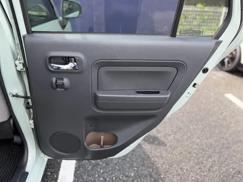 Daihatsu Mira Tocot