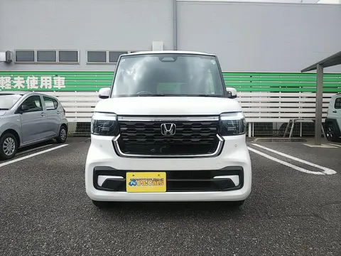 Honda N-BOX Custom