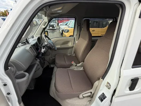 Nissan Clipper