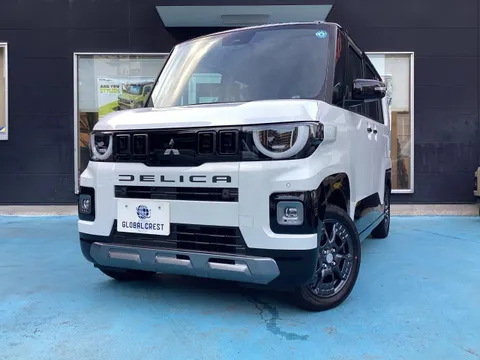 Mitsubishi Delica Mini