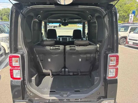 Toyota Pixis Mega
