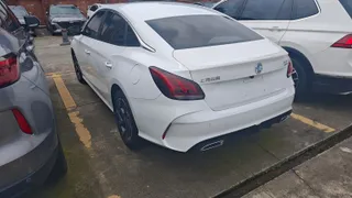 MG MG5