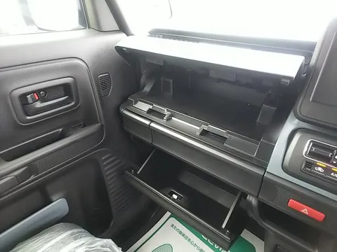 Suzuki Spacia Base