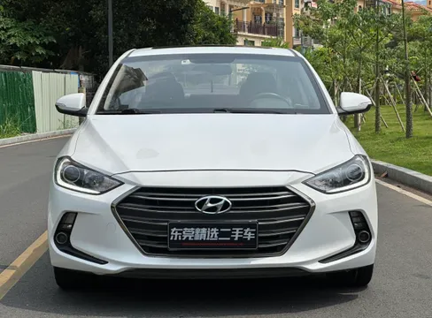 Hyundai Elantra (Avante)