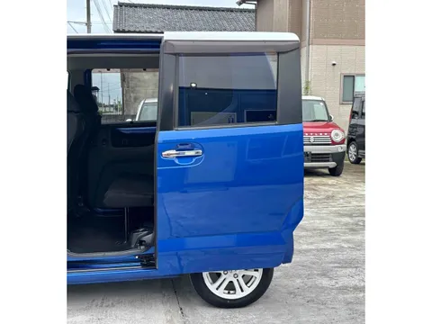 Honda N-BOX Plus