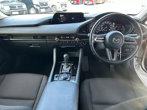 Mazda MAZDA3 Sedan