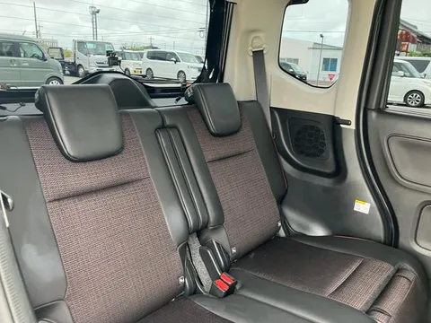 Suzuki Spacia Custom