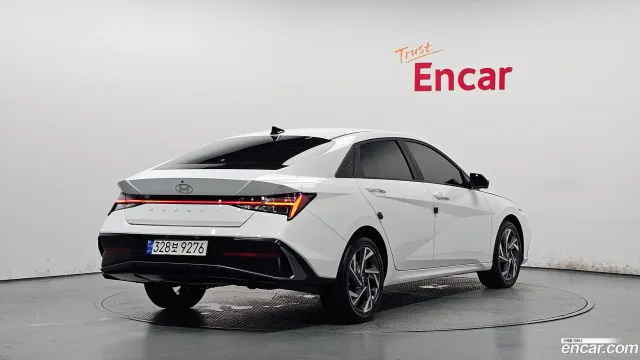 Hyundai Elantra (Avante)