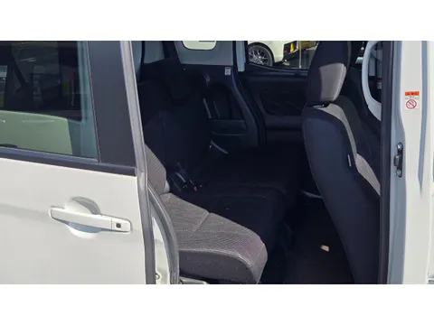 Mitsubishi eK Space Custom