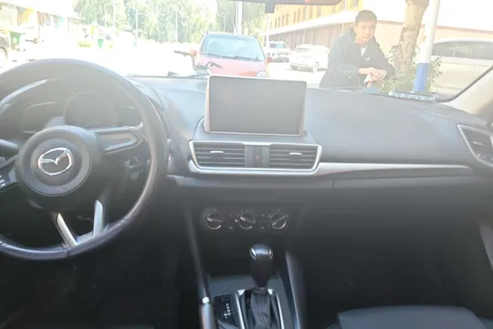 Mazda Mazda 3