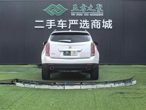 Cadillac SRX