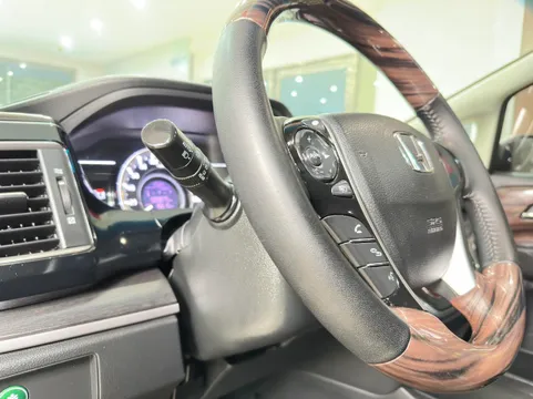Honda Elysion
