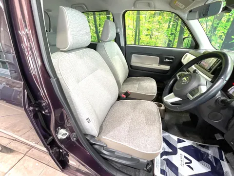 Daihatsu Mira Tocot