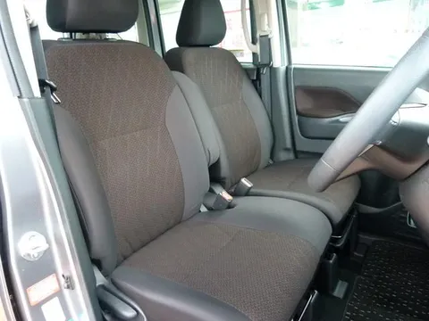 Mitsubishi eK X Space