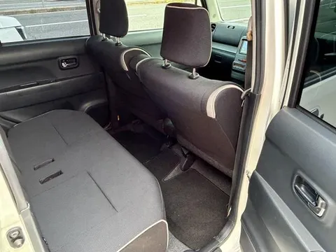 Toyota Pixis Space