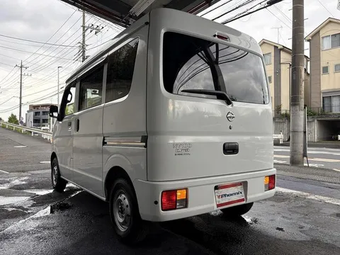 Nissan Clipper