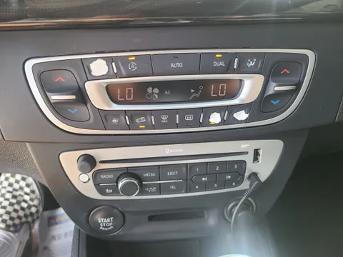 Renault SM3
