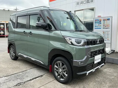 Mitsubishi Delica Mini