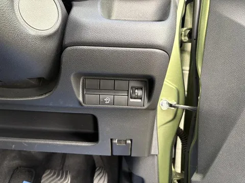 Mitsubishi eK X
