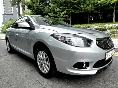 Renault SM3
