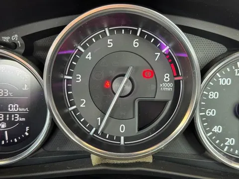 Mazda MX-5 (Roadster)