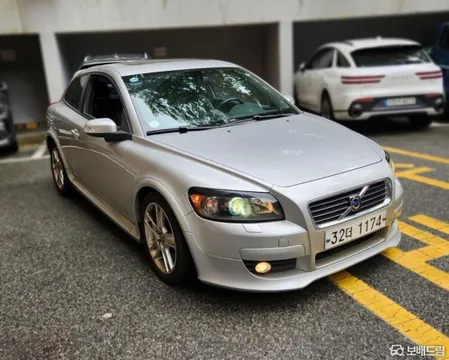 Volvo C30
