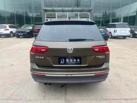 Volkswagen Tiguan L