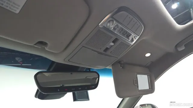 Genesis G90 (EQ900)