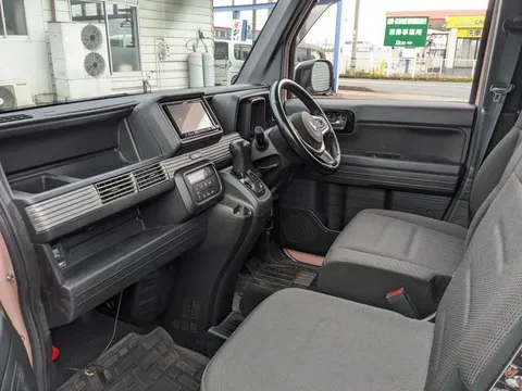 Honda N-VAN Plus Style