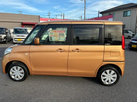 Suzuki Spacia